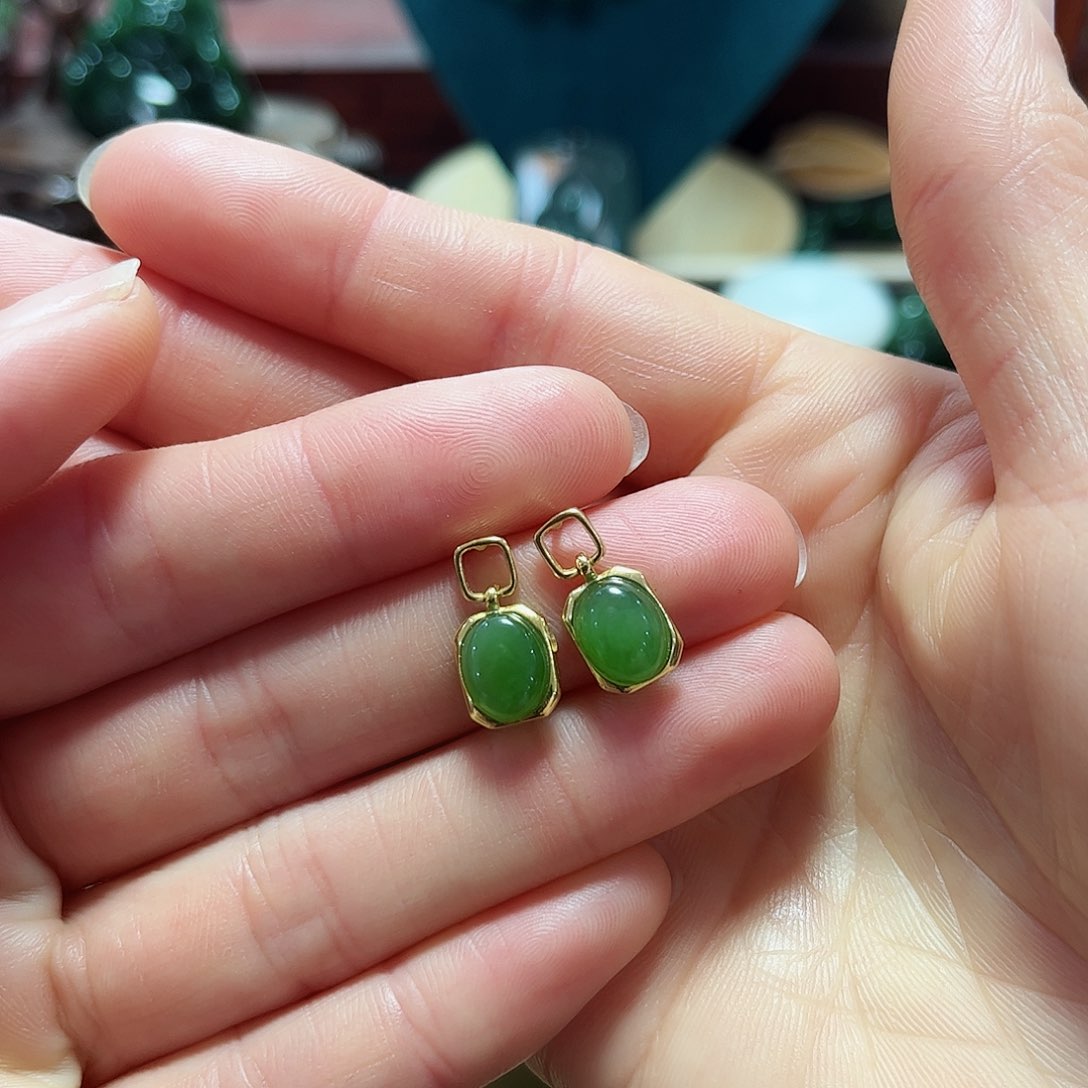 和田玉耳坠银S925镀金镶嵌