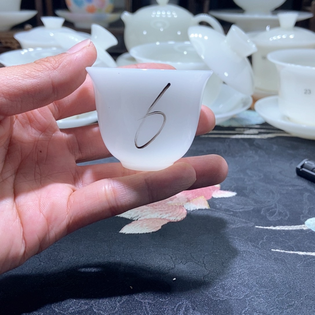 这些问题是因为他们有的人的思想观念