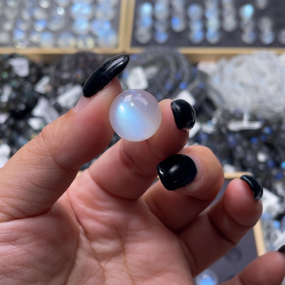 月光石裸石未镶嵌?***蓝月光单珠14.5mm