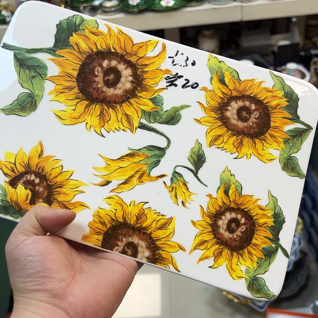 鹿与海陶瓷有限责任公司