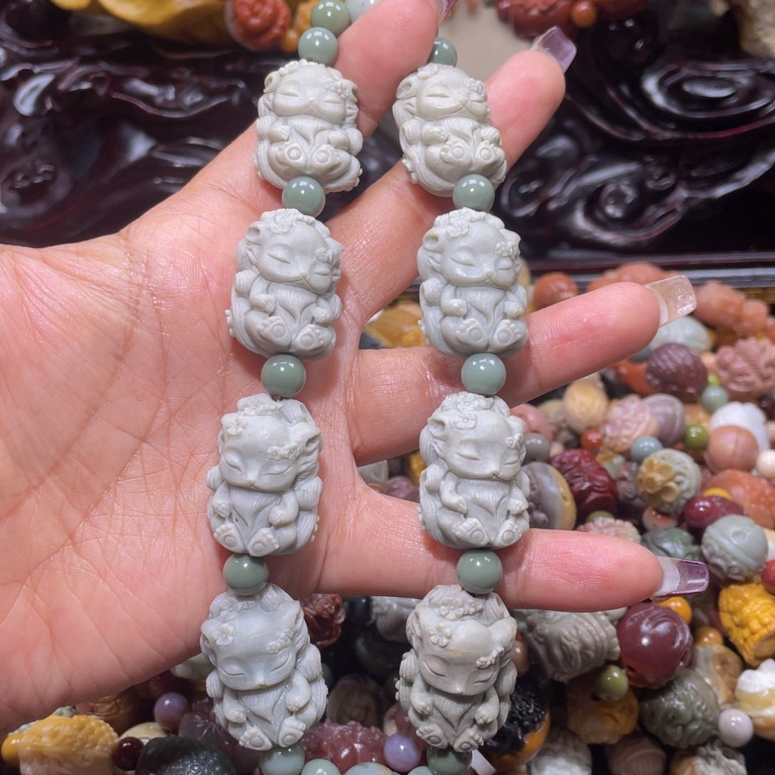 石英质玉手链未镶嵌