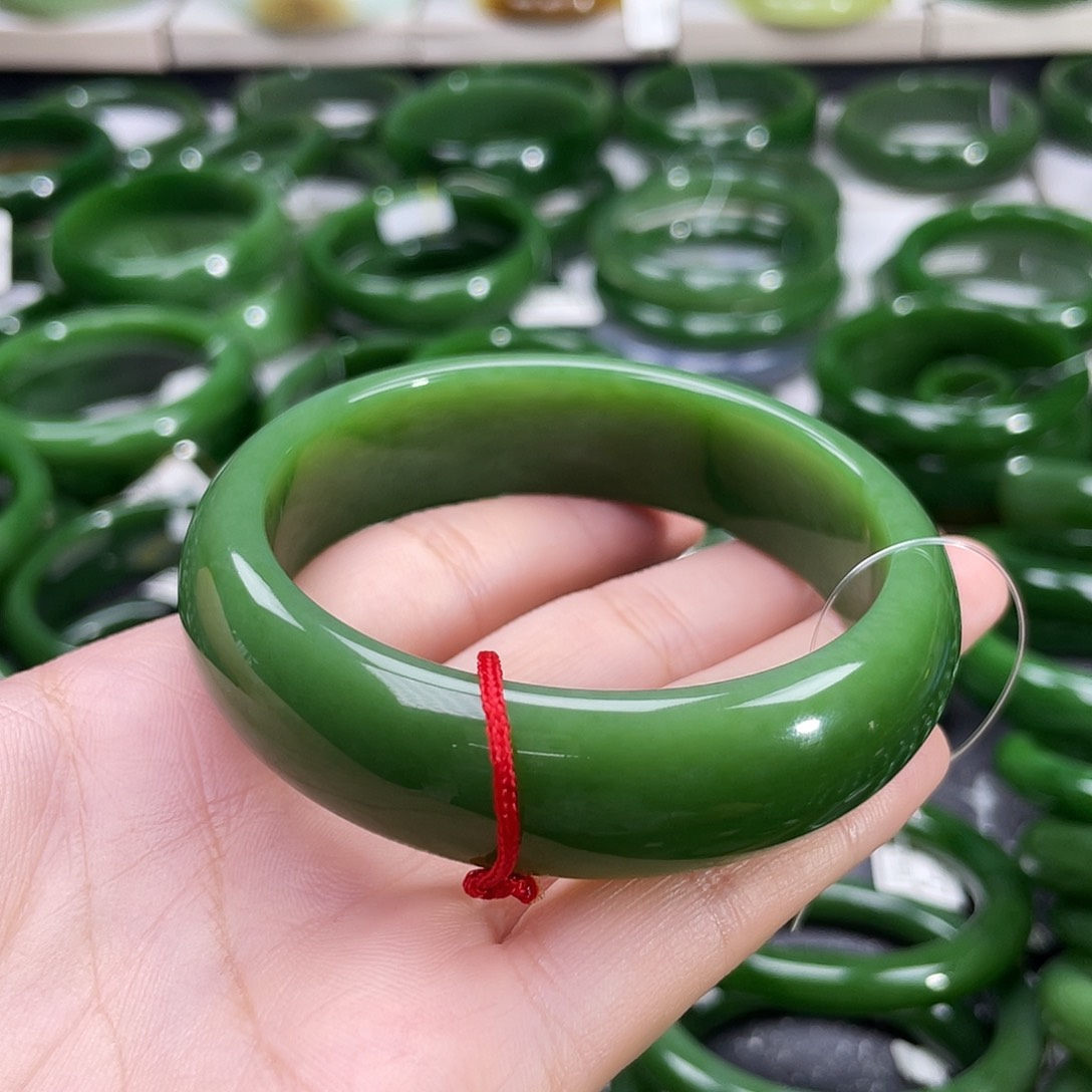 和田玉（碧玉）手镯未镶嵌