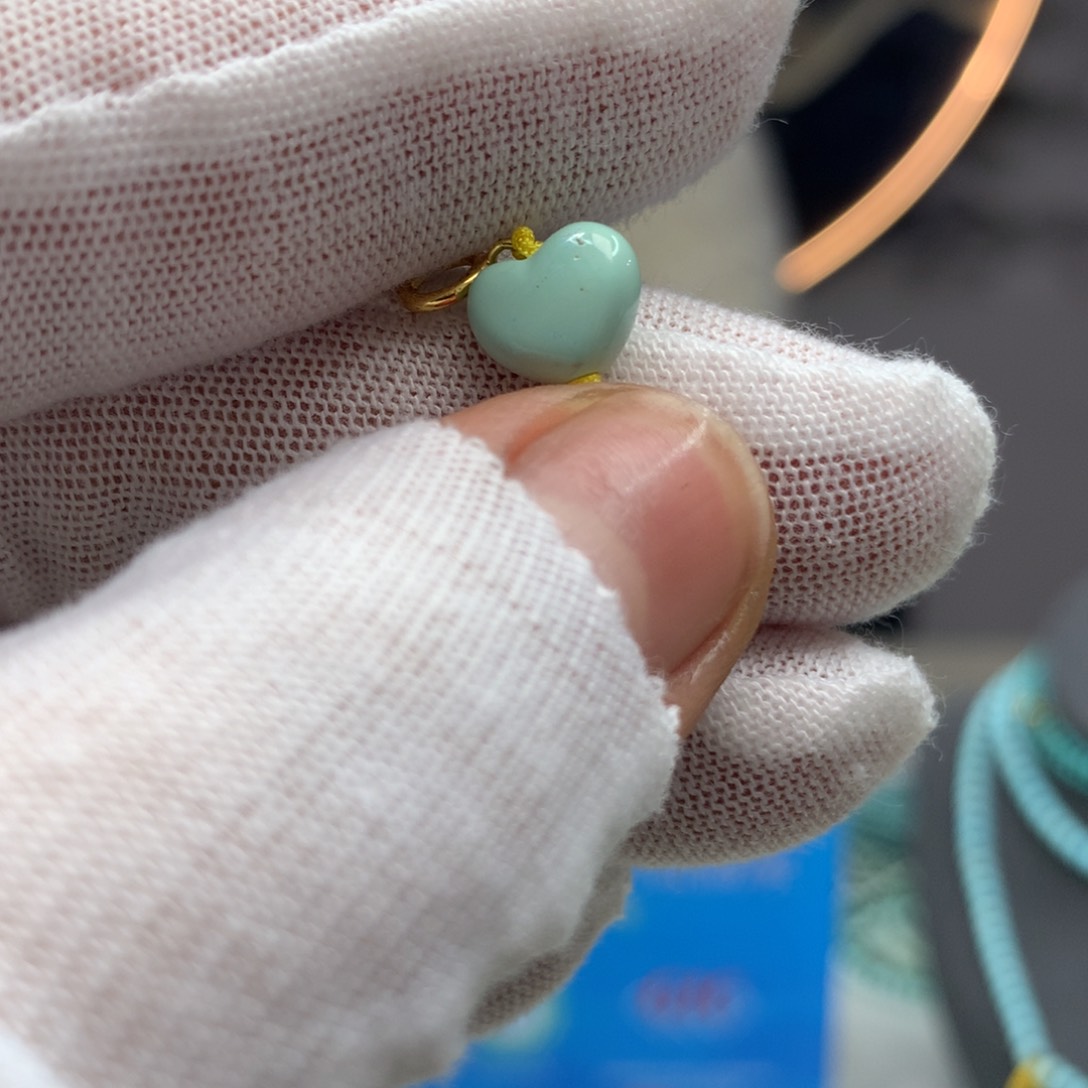 绿松石挂件未镶嵌