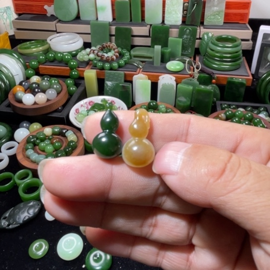 颈饰未镶嵌和田玉荇*葫芦