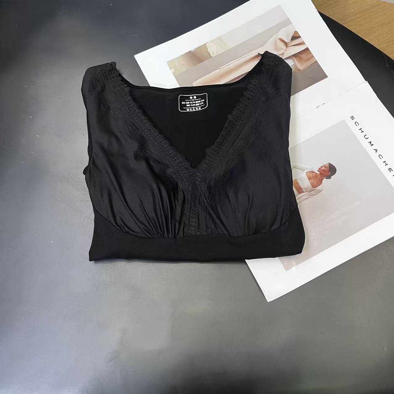 初秋法式蕾丝边纯欲风带胸垫长袖打底衫套装H9704