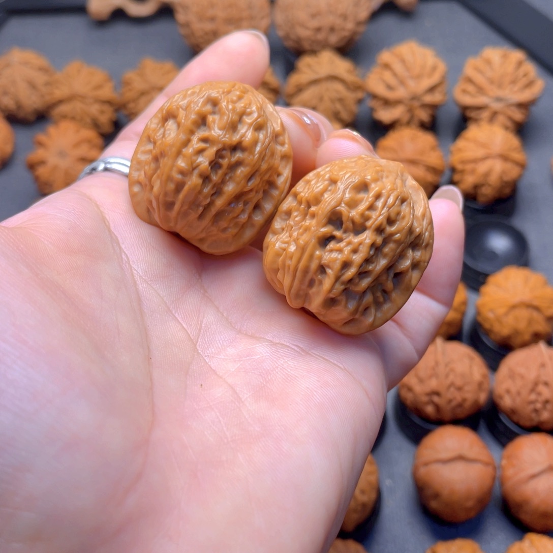 核桃文玩把件小野麻四座楼