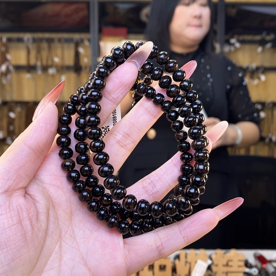 琥珀裸石未镶嵌抚顺琥珀7m