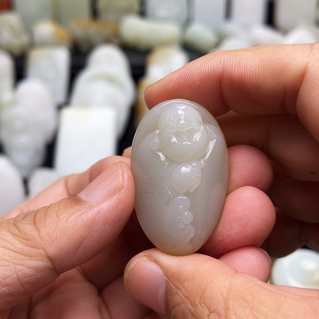 和田玉颈饰未镶嵌