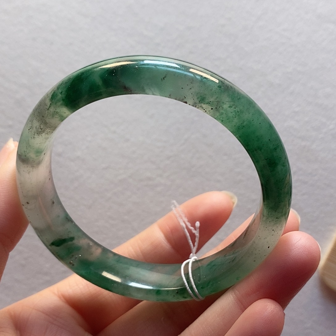 石英质玉手镯未镶嵌54-55