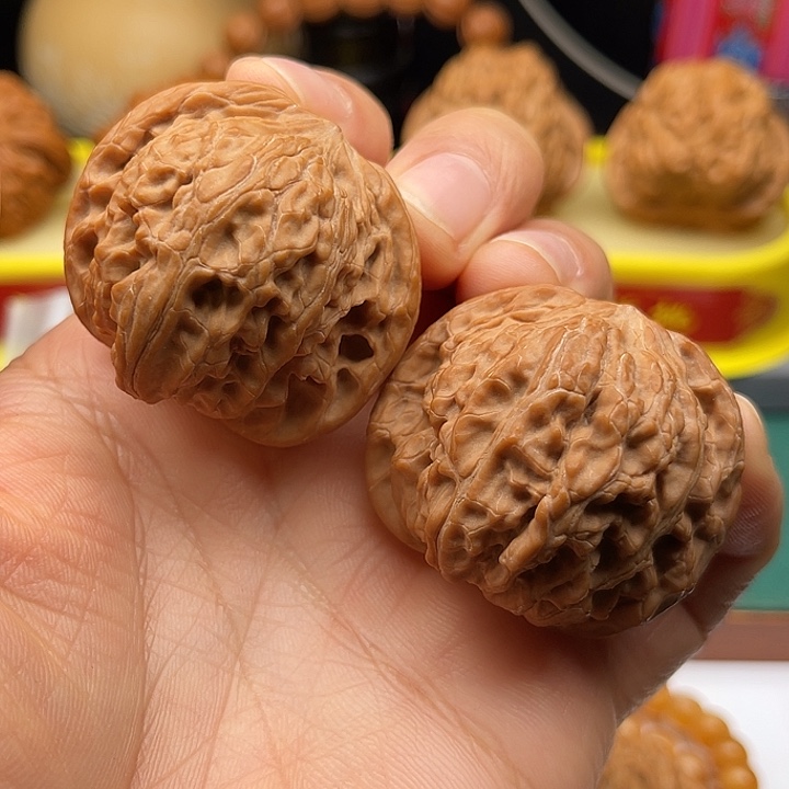 桃核把件40石子磨盘