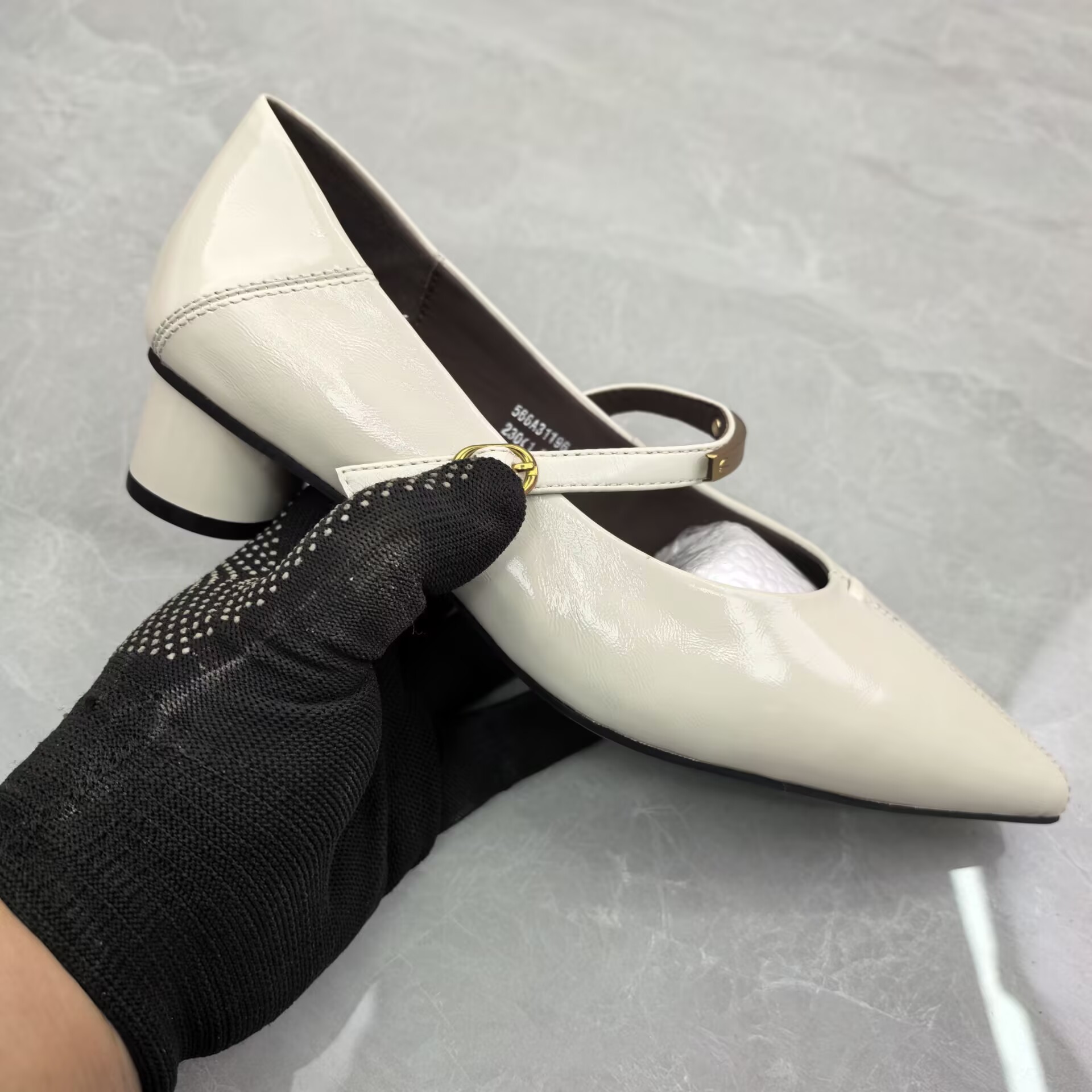 单鞋女31196（牛皮）(孤品)d区40码