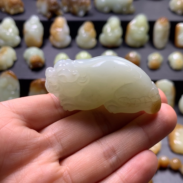 湖***和颈饰未镶嵌和田玉