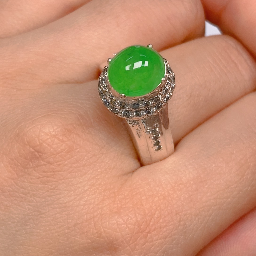 翡翠戒指未镶嵌翡翠