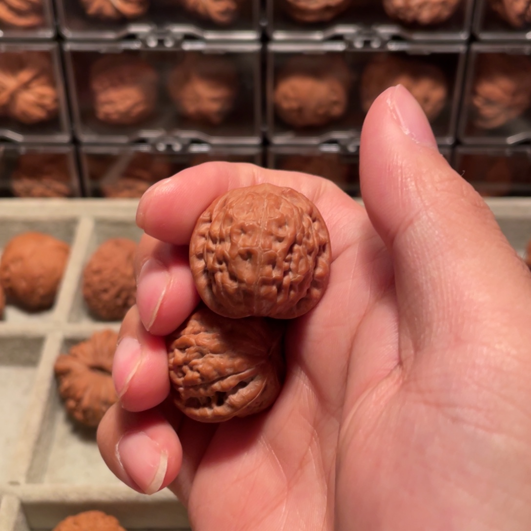 A***)把件文玩核桃野生小莲花