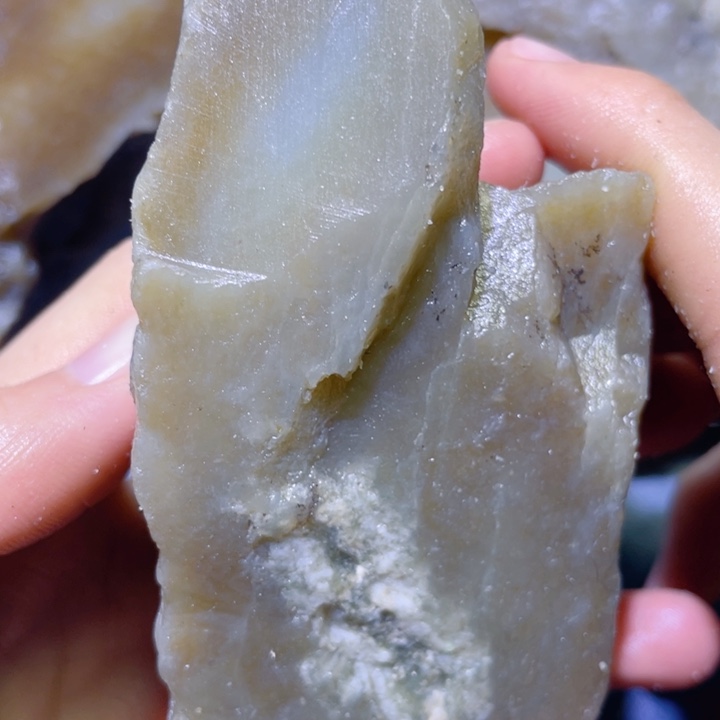 和田玉未镶嵌珠宝半成品