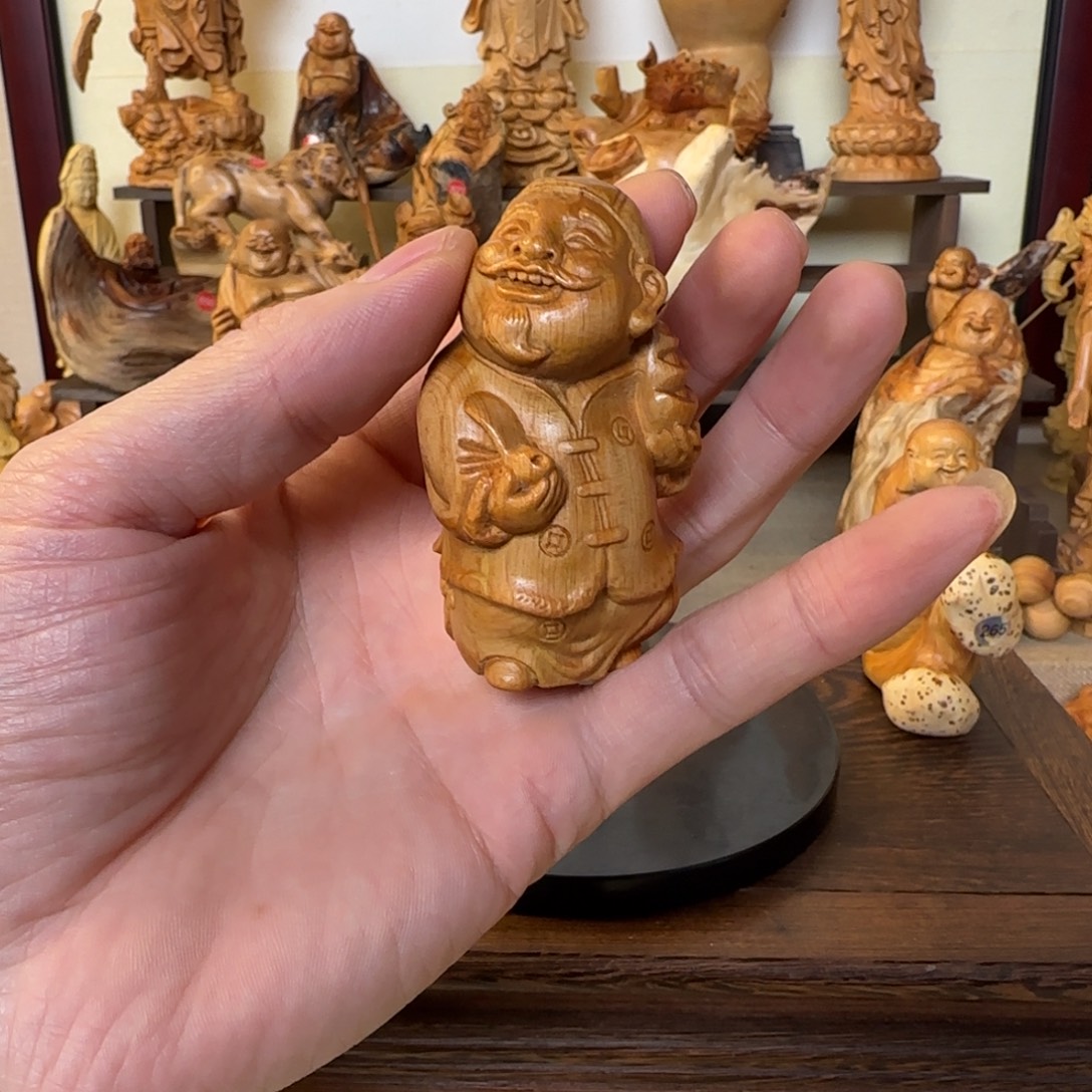 崖柏小木匠艺雕一物一拍