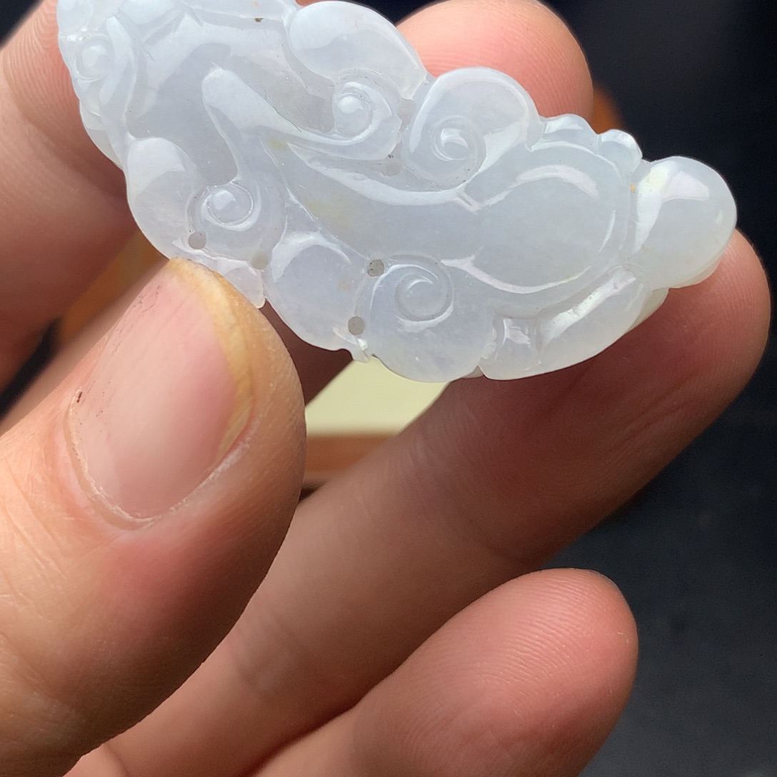 翡翠未镶嵌颈饰翡翠首饰和翡翠珠宝