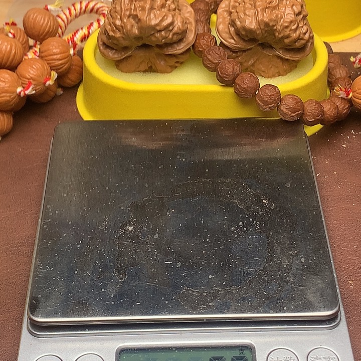 是****文玩核桃吊坠蛤蟆头