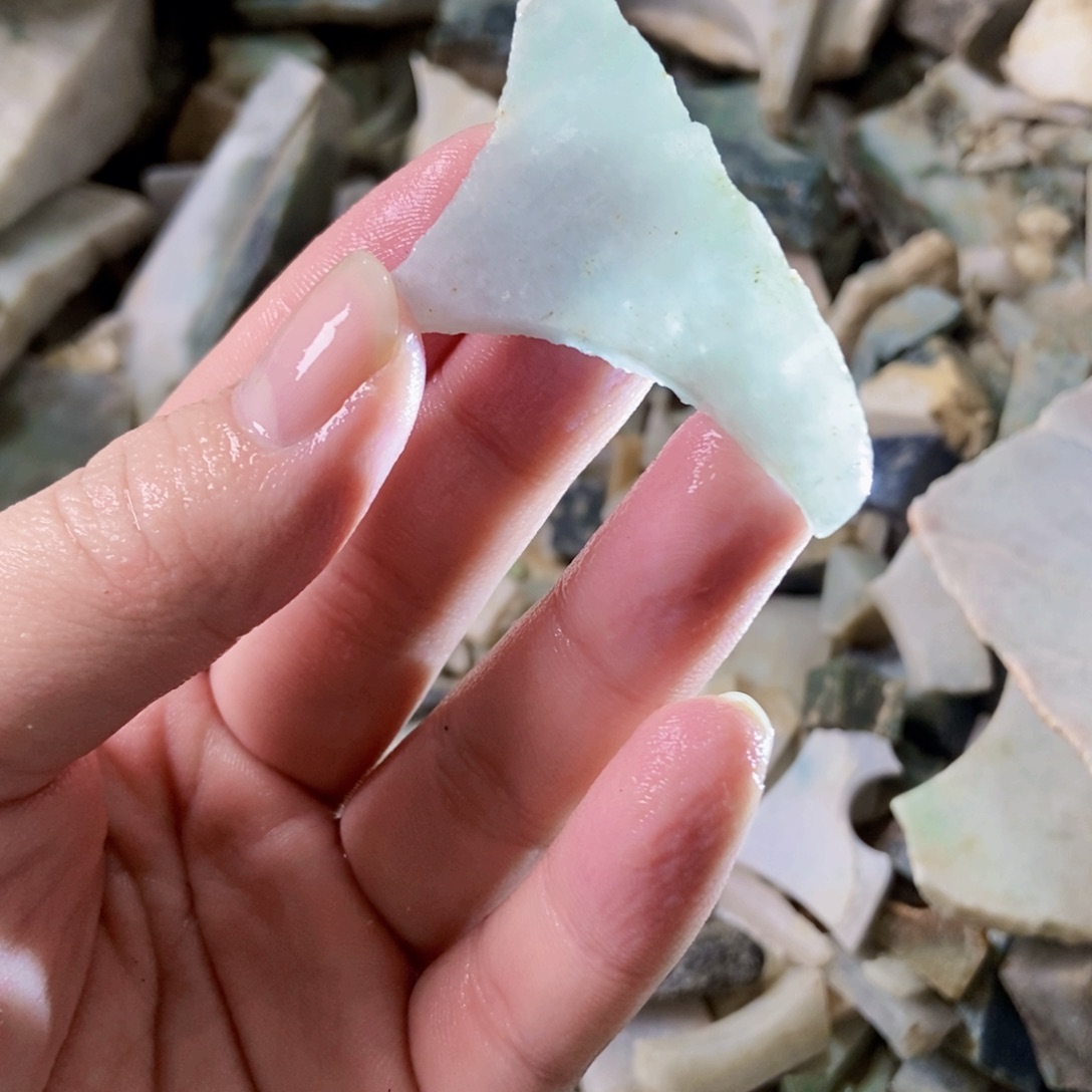 翡翠未镶嵌颈饰天然翡翠