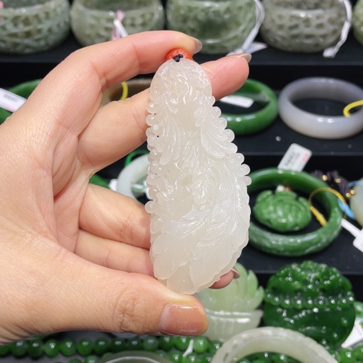 和田玉吊坠未镶嵌