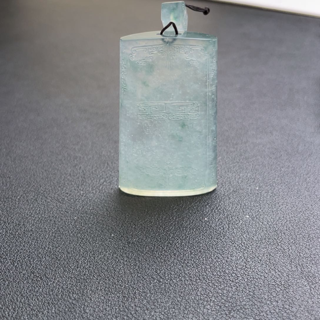 定制翡翠未镶嵌仿古