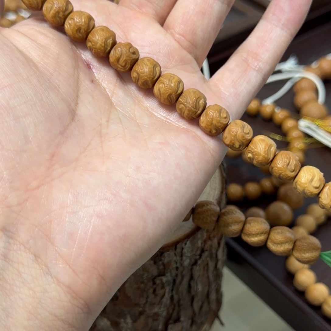 ㅤ***.吊坠猴头核桃玄鸟纯手工全品