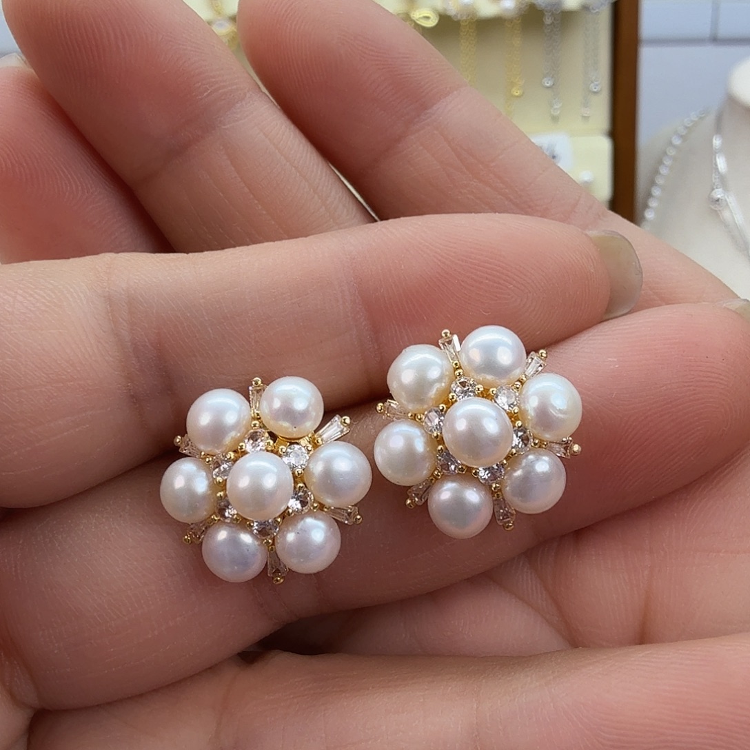 未镶嵌淡水珍珠耳饰