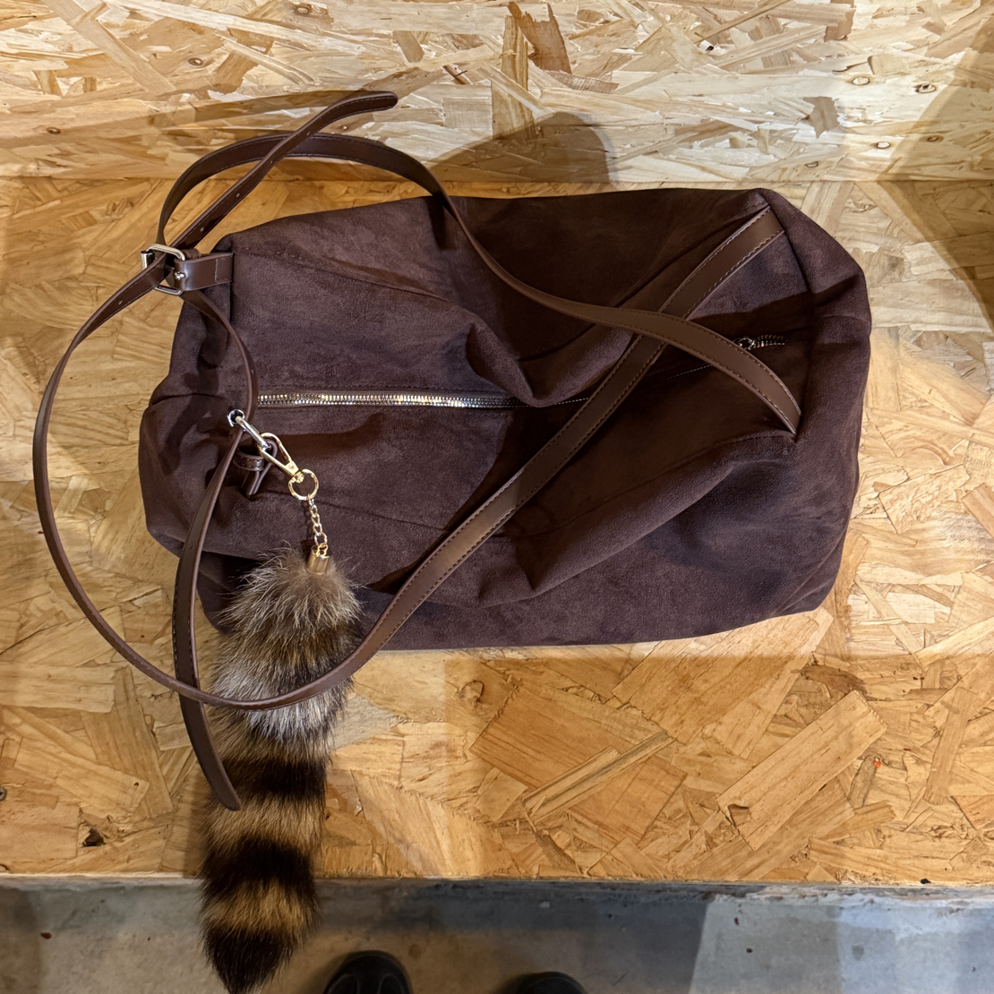 【银角大王】自制韩式简约麂皮绒枕头包！大容量日常通勤单肩斜挎包