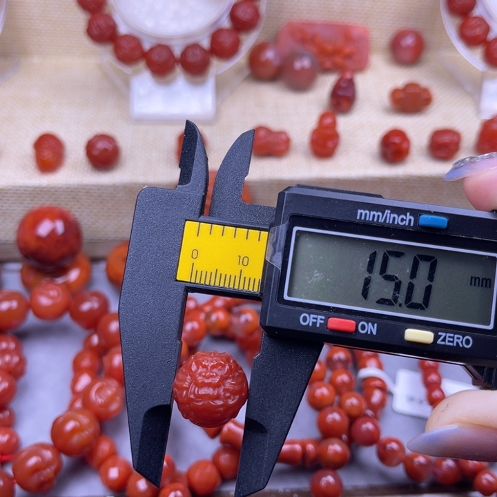 手串未镶嵌南红玛瑙龙珠