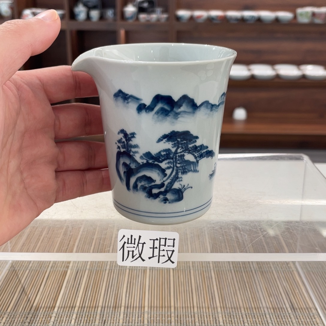 釉下手绘茶具微瑕
