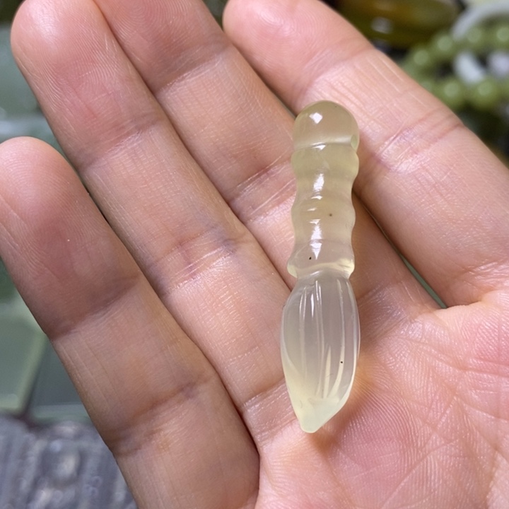 岫玉岫玉挂件未镶嵌