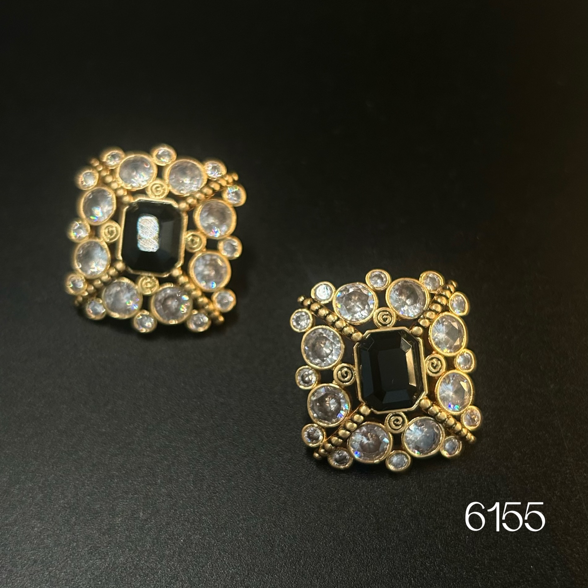 铜合金耳饰 复古设计感气质耳饰~6155X