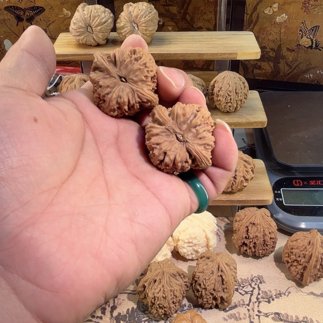 把件文玩核桃土**子