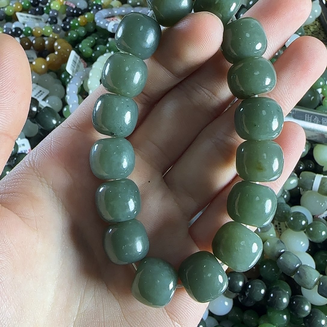 和田玉手链未镶嵌75