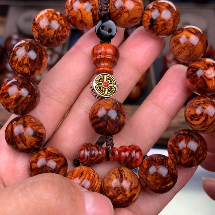 花梨木类老挝花梨1.5高货