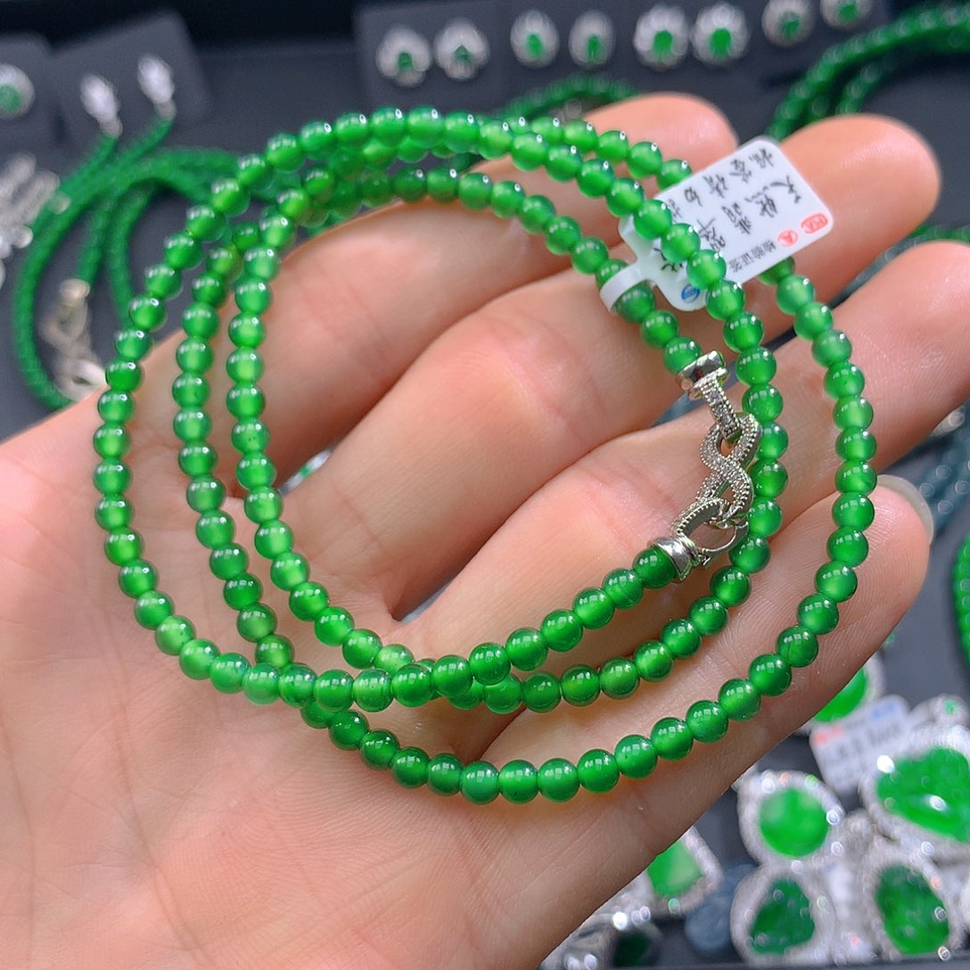 翡翠手链未镶嵌翡翠4.0