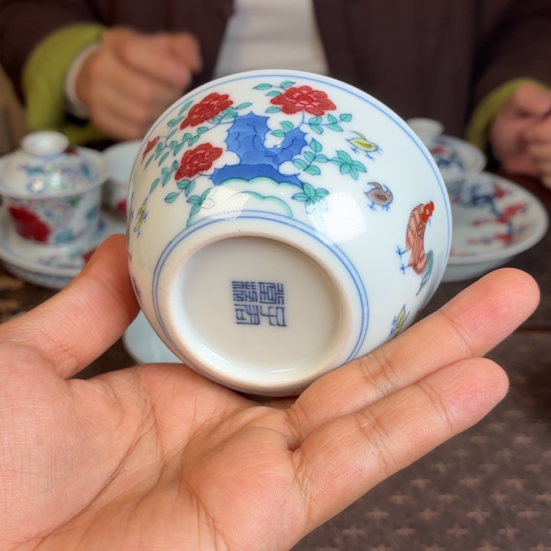 杯子瓷瓷姑娘景德镇陶瓷艺术