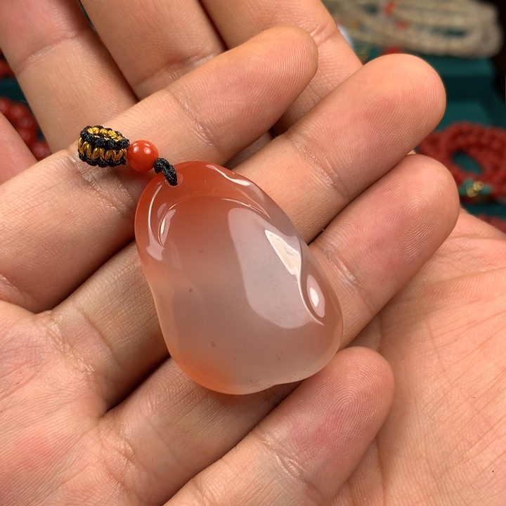 南红玛瑙挂件未镶嵌你***啊