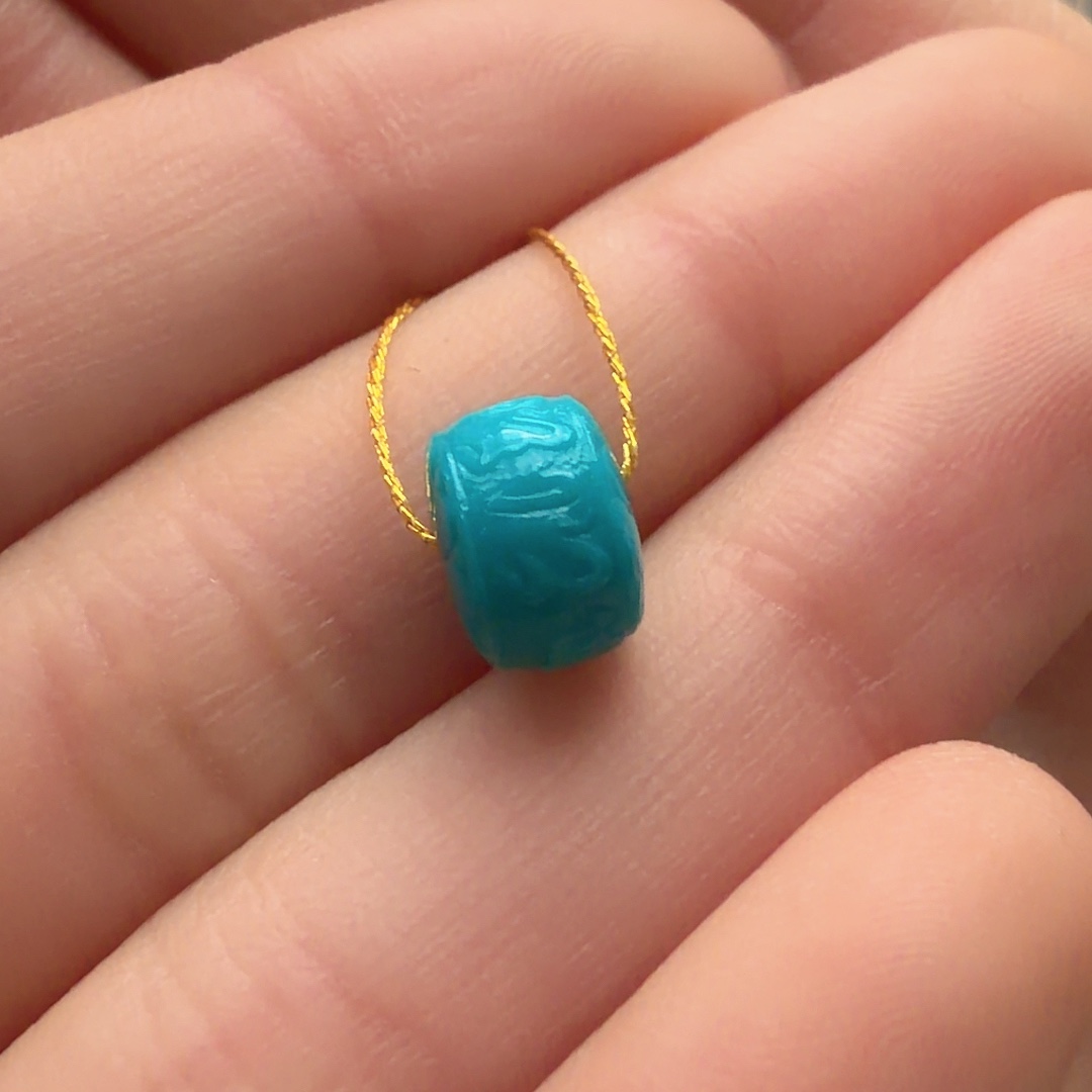 绿松石未镶嵌颈饰