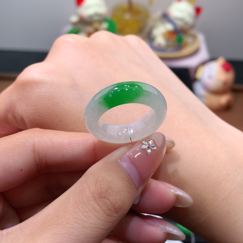 【闪购商品】未镶嵌戒指翡翠妞*