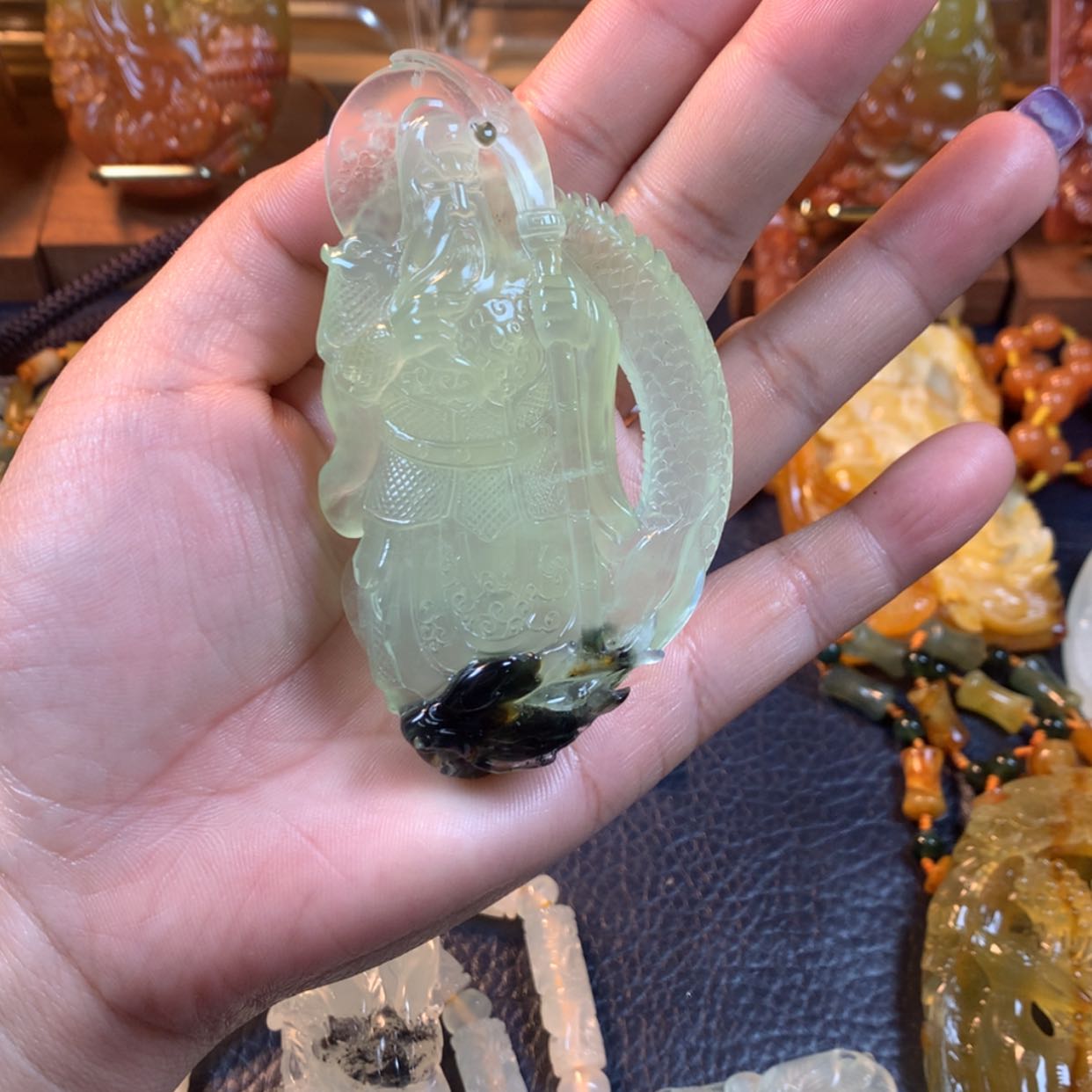 【闪购商品】蛇纹石玉颈饰未镶嵌孤***味