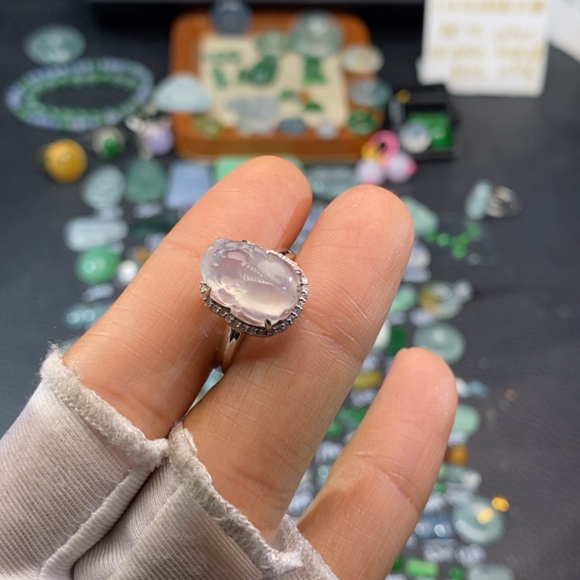 【闪购商品】翡翠挂件18K金镶嵌貔貅