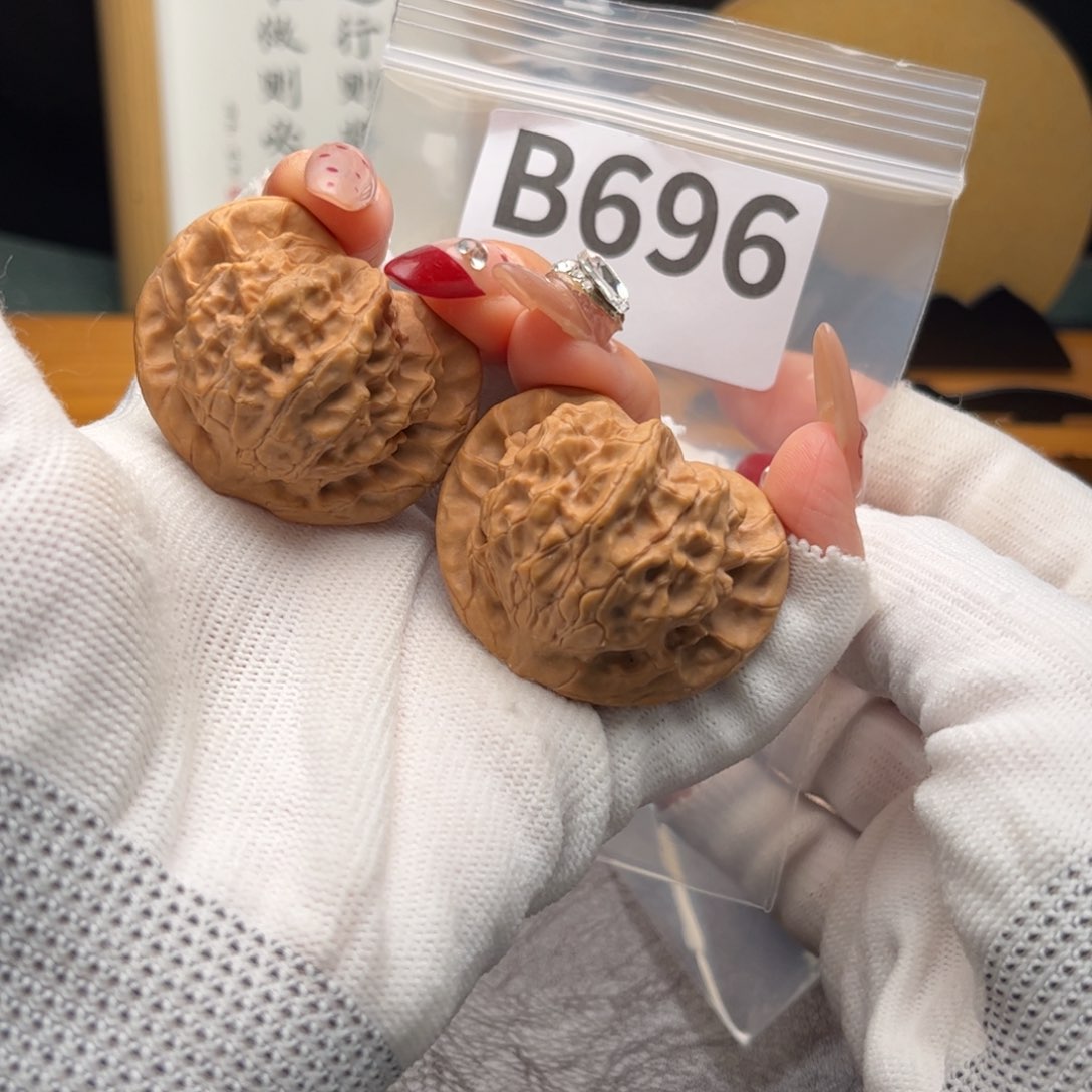 文玩核桃把件42图图b 696