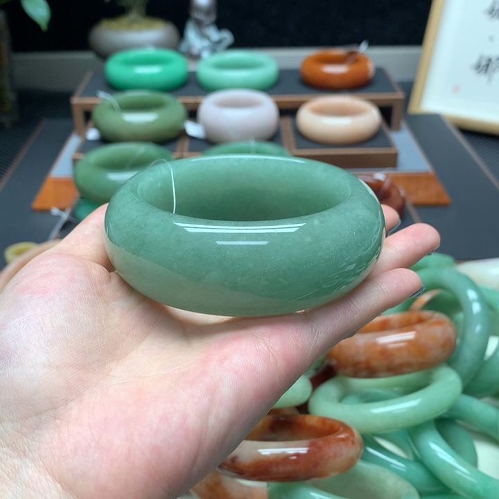 石英质玉（非洲翠）合金舍