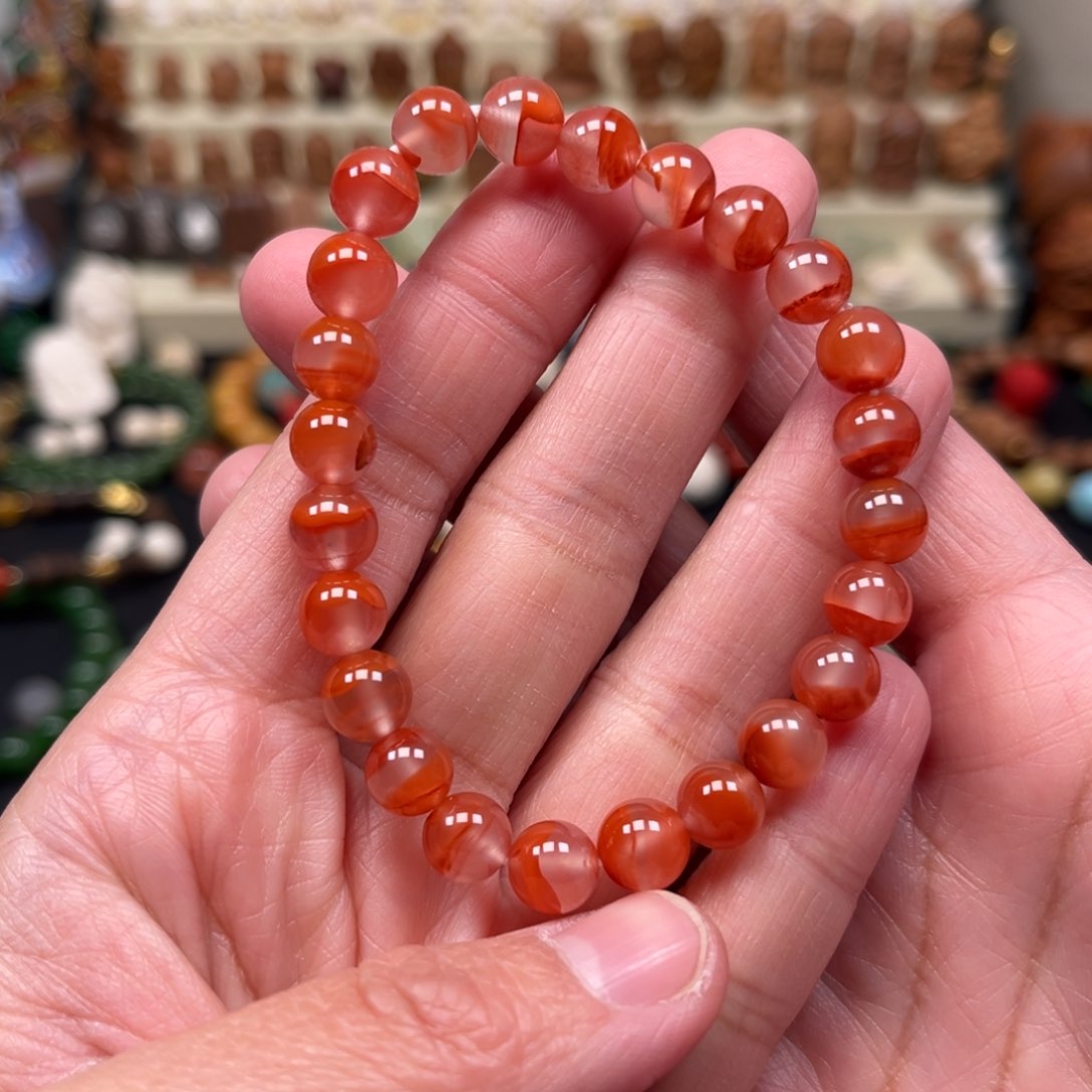 南红玛瑙手串未镶嵌单圈手串
