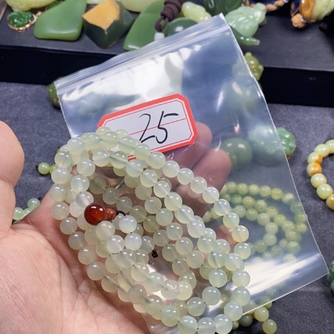 未镶嵌蛇纹石玉颈饰