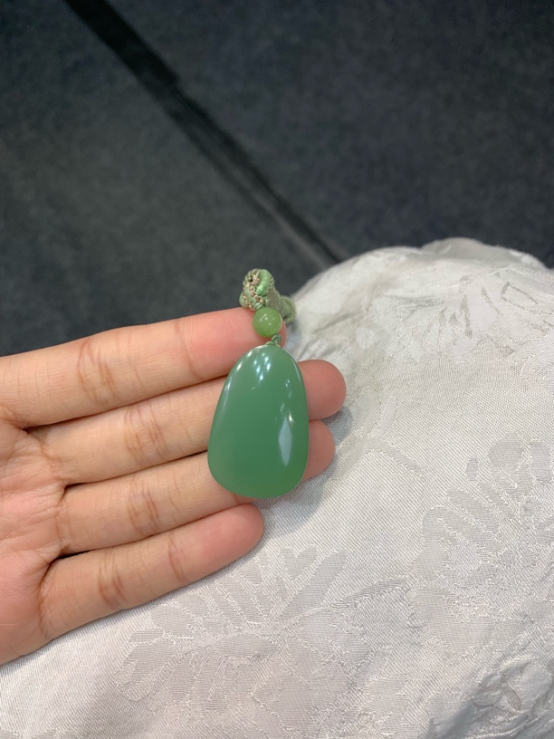 和田玉俄碧粉绿无事牌