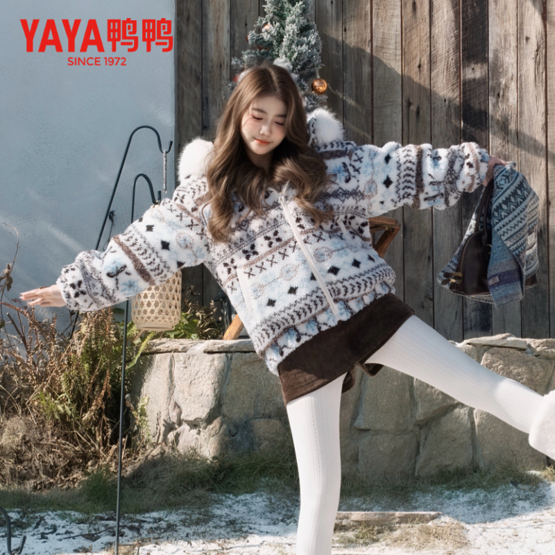YAYA/鸭鸭90绒羽绒服短款女冬法式厚款百搭糕糕毛外套YE6B600065H