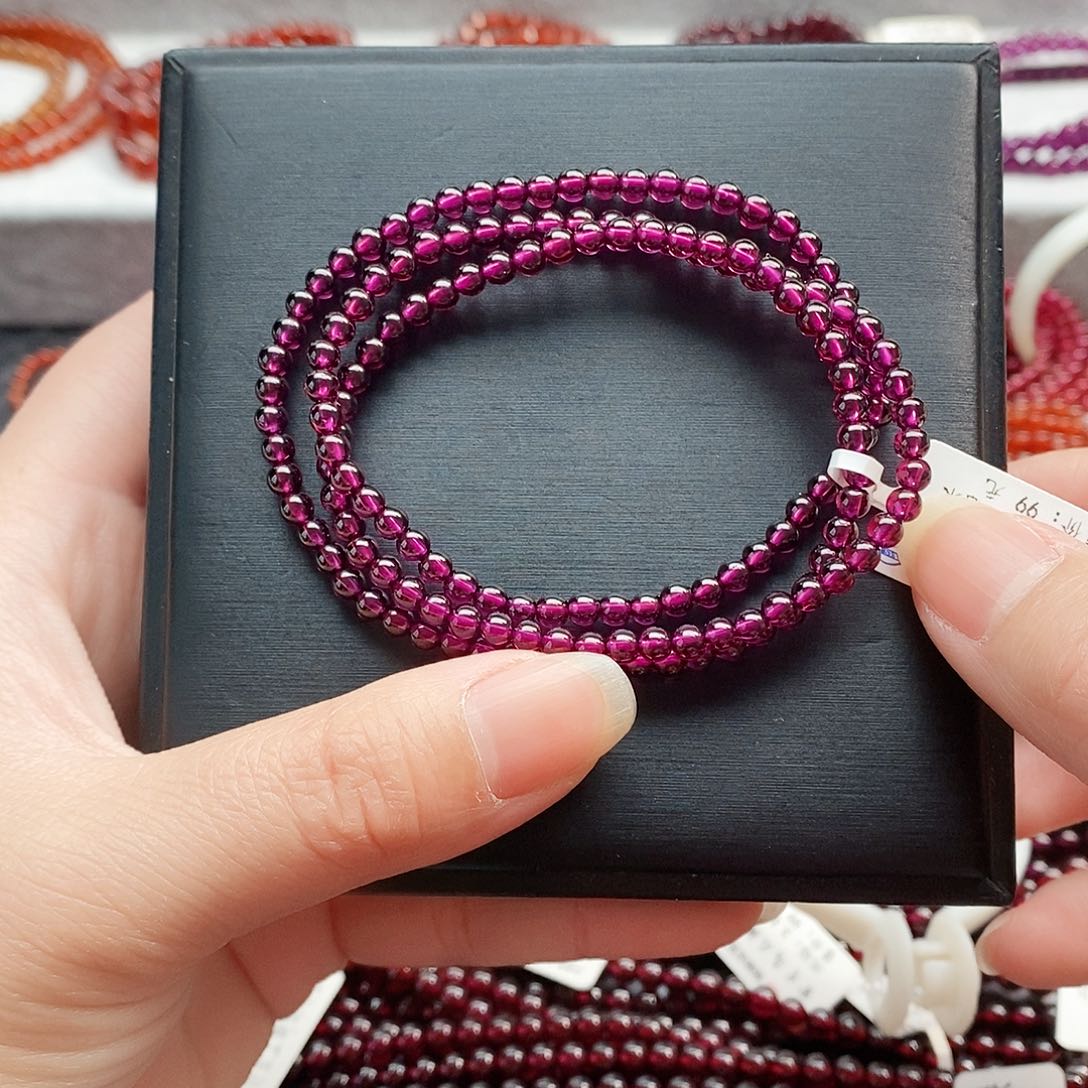 石榴石（紫牙乌）手链未镶嵌3.8mm精品三圈
