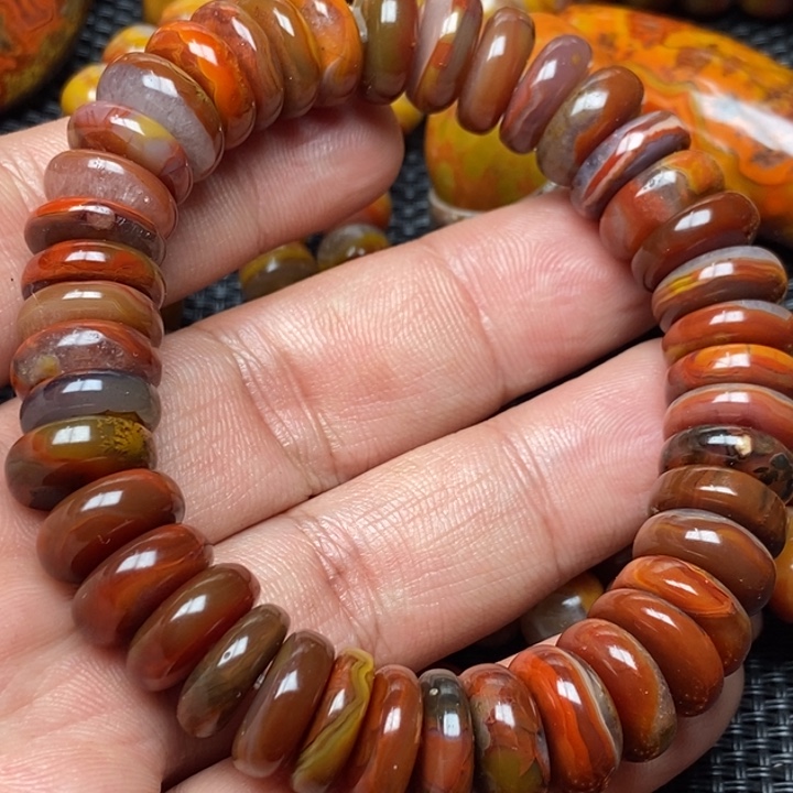 玛瑙/玉髓手串未镶嵌我**丁